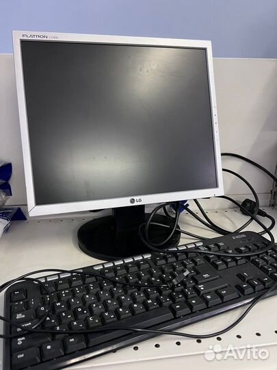 Монитор LG