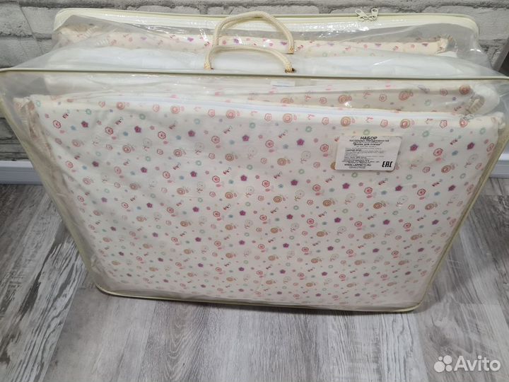 Набор постели для детской кроватки