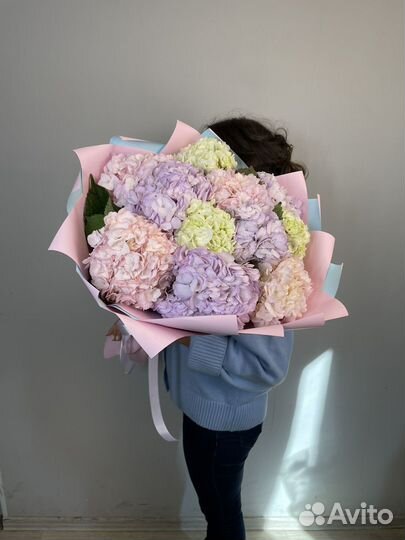 Гортензия букет из гортензии ромашки для мамы