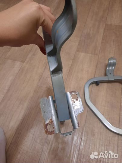 Петли крышка багажника renault logan