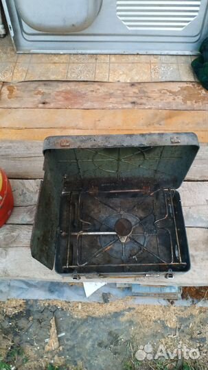 Портативная газовая плитка с баллоном