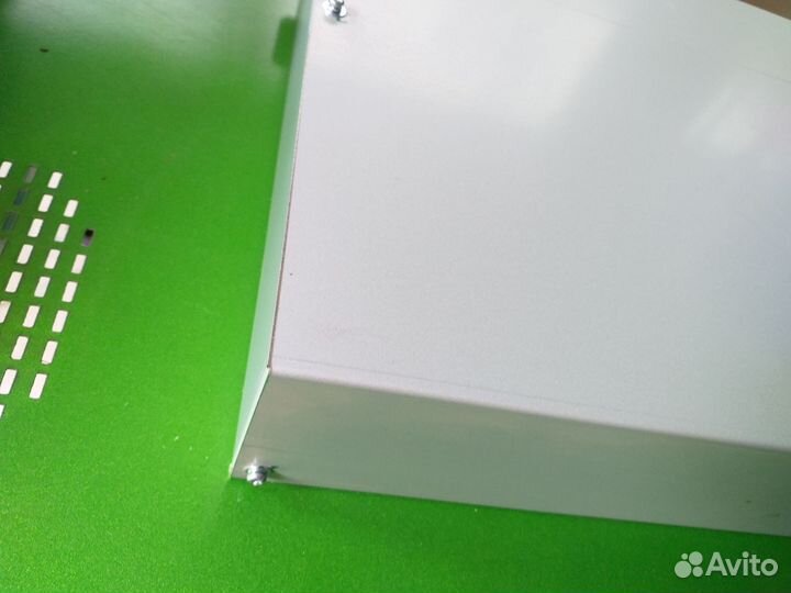 Бокс для аккумуляторов