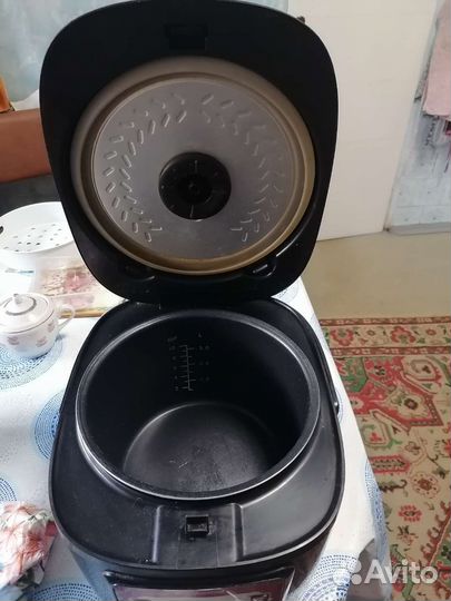 Мультиварка б.у vitek