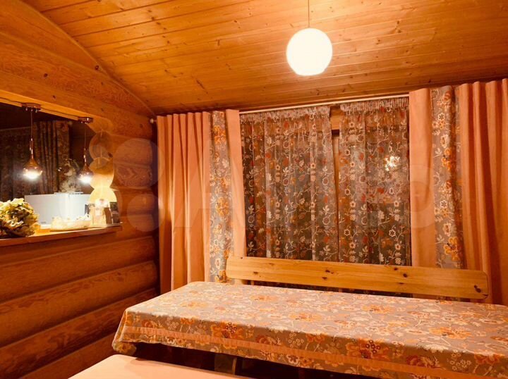 Дом 187 м² на участке 15 сот.