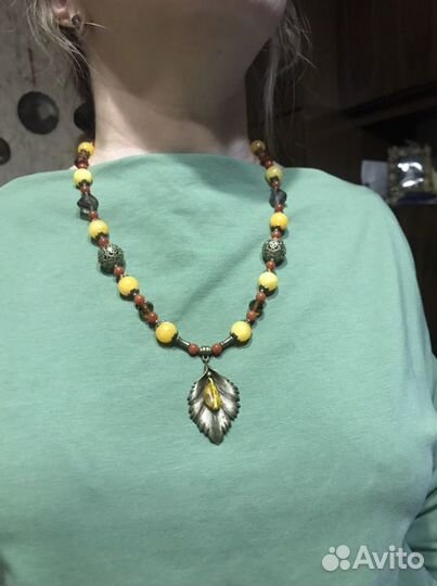 Колье из натуральных камней