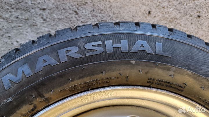 Продаю 4 зимних колеса р15