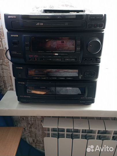 Музыкальный центр aiwa отдам бесплатно