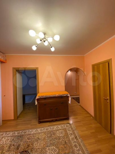 2-к. квартира, 55 м², 4/9 эт.