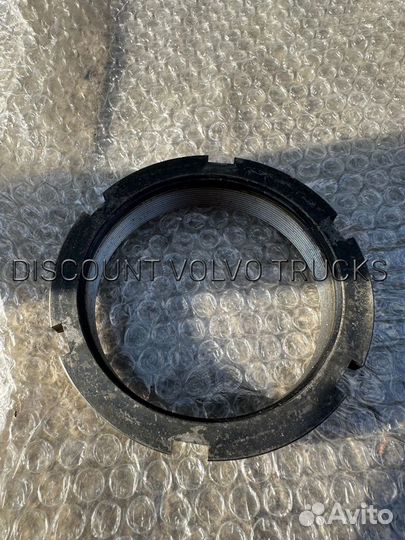 Гайка ступицы переднего колеса Volvo ZF 0737300071