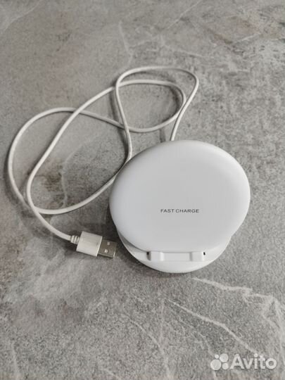 Беспроводная зарядка для iPhone