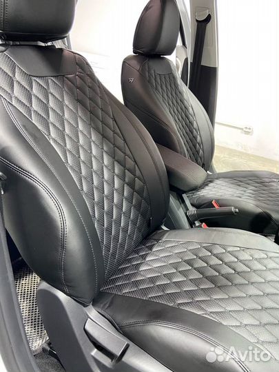 Чехлы Байрон Ford Kuga 2 черный ромб