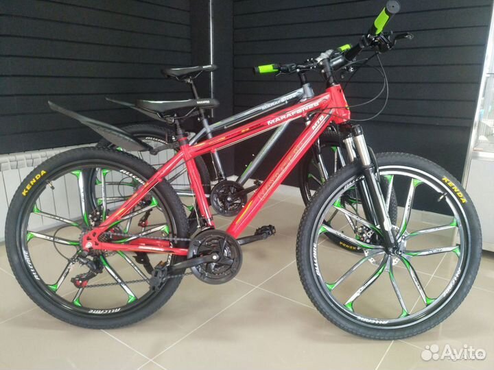 Велосипед на литых дисках