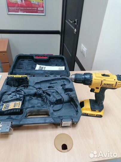 Шуруповерт dewalt dcd 771(арт.7165)(326)