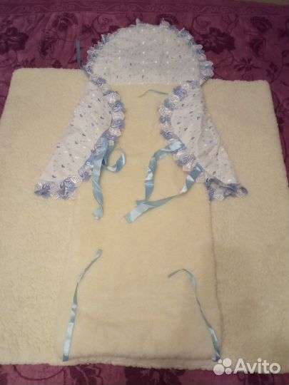 Конверт на выписку с одеялом на овчине