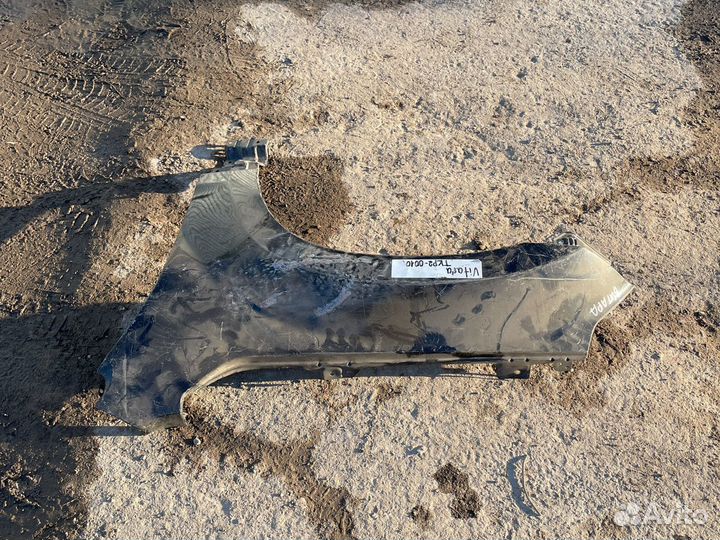 Suzuki vitara3 переднее левое крыло