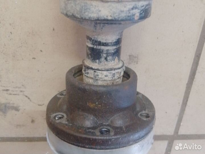 Карданный вал Audi q7