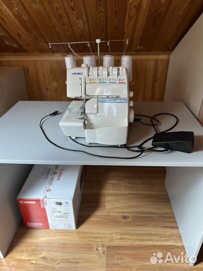 Оверлок juki mo 735