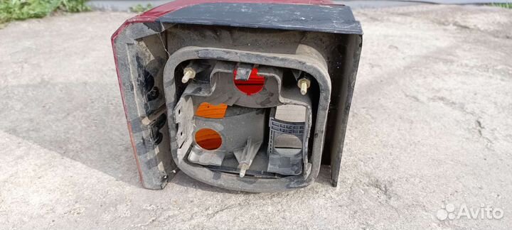 Задняя фара t4