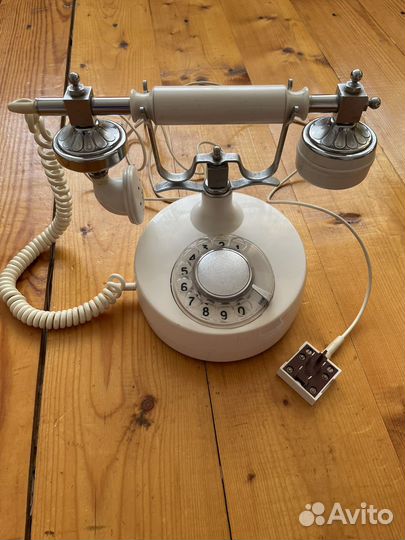 Старый телефон дисковый СССР