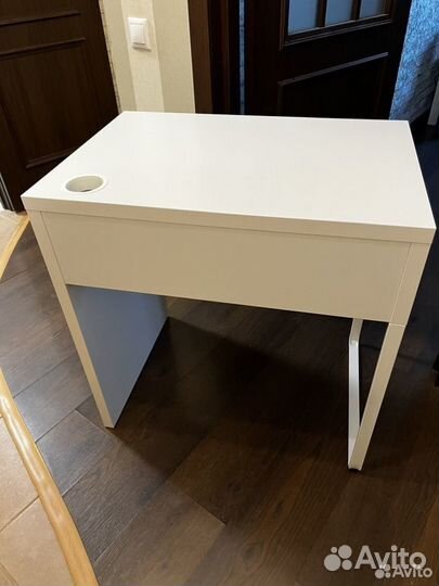 Стол письменный IKEA micke / Икея микке