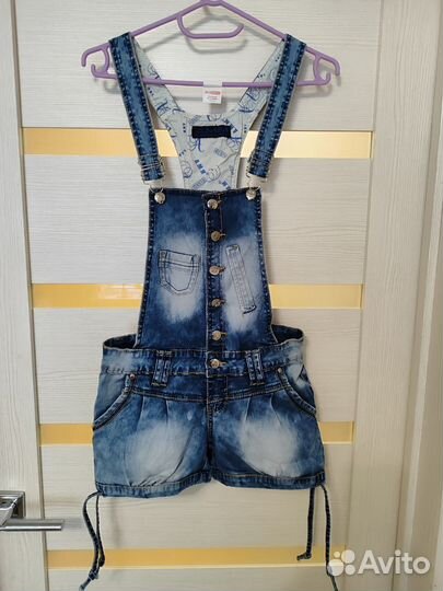 Джинсовый комбинезон женский шорты