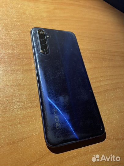Телефон Realme 6 8/128