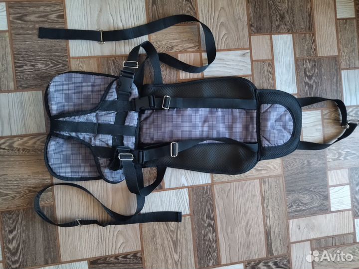 Бескаркасное автокресло