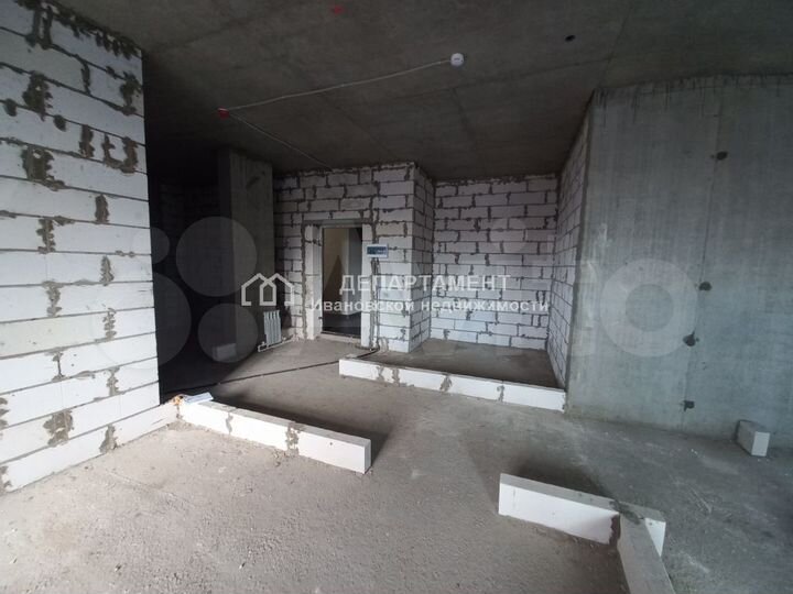 3-к. квартира, 118 м², 4/10 эт.