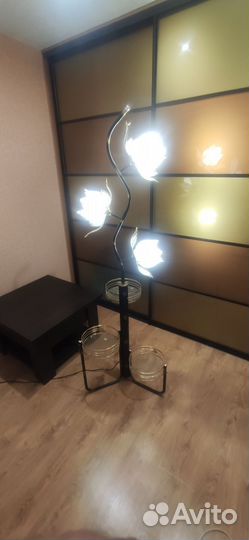 Светильник напольный