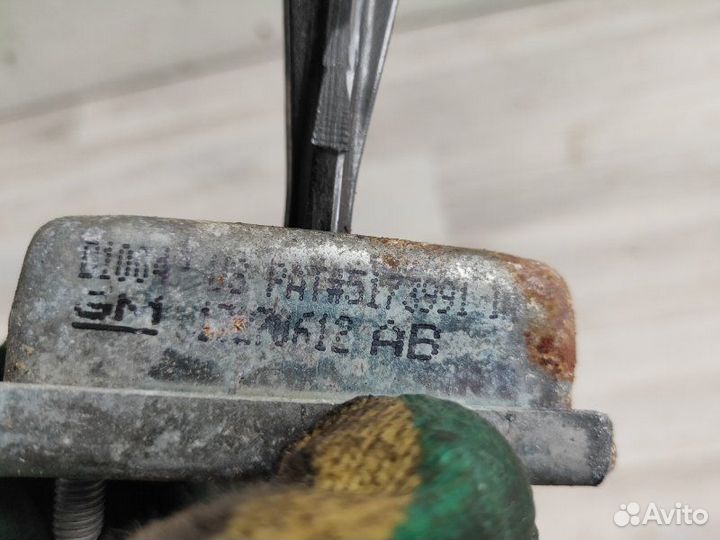 Ограничитель двери задний правый Opel Astra J 2010