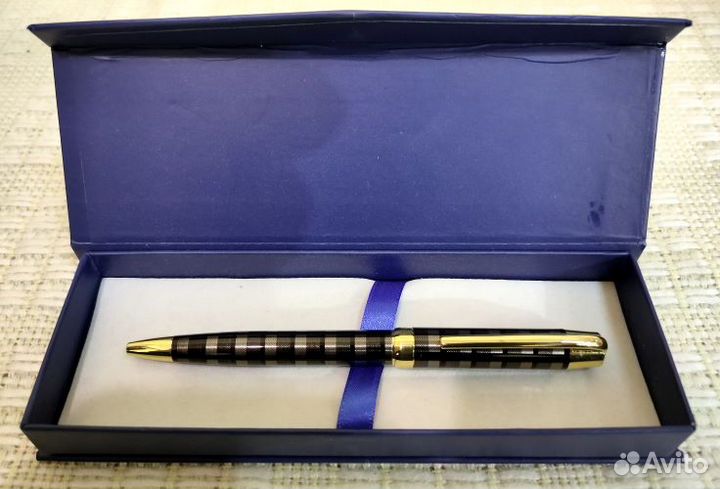 Ручка шариковая «LA geer»