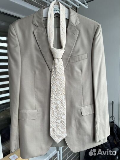 Мужской костюм