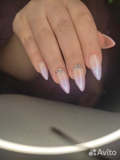 Наращивание ногтей