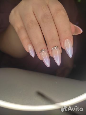 Наращивание ногтей