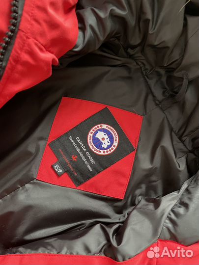 Парка пуховик Canada Goose xs