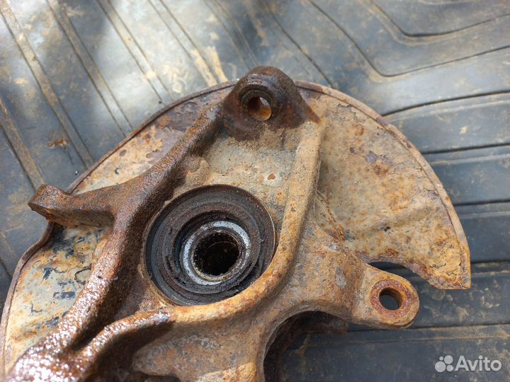 Кулак поворотный Suzuki Grand Vitara I Витара 1