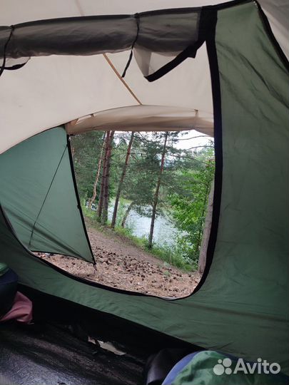 Палатка Montana 4 местная с тамбуром