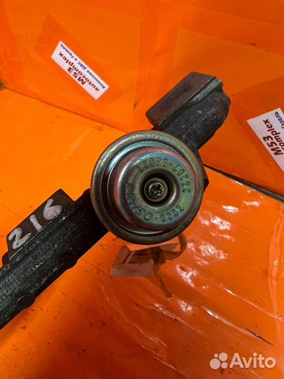 Топливная рейка Toyota Aristo JZS160 2JZ