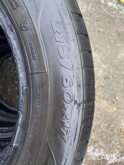 Goodyear EfficientGrip 215/60 R17 96H