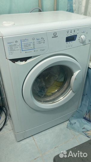 Стиральная машина indesit