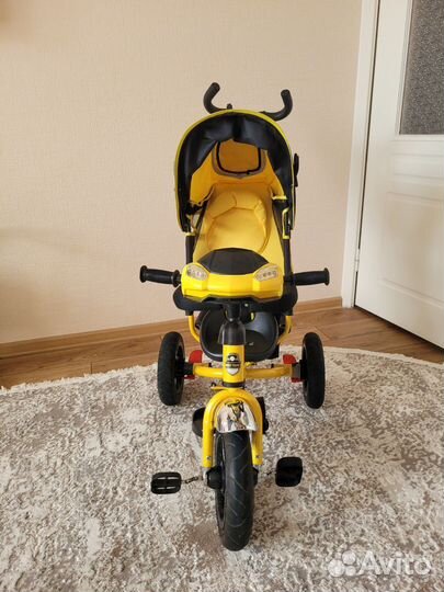Трехколесный велосипед