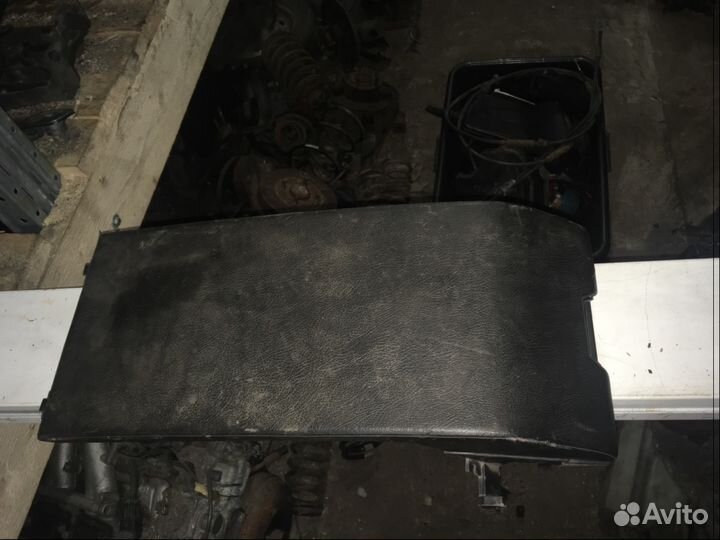 Крышка задней панели Mercedes W140 1408430407 kz