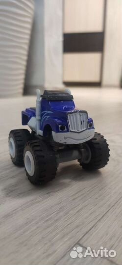 Вспыш и чудо машинки