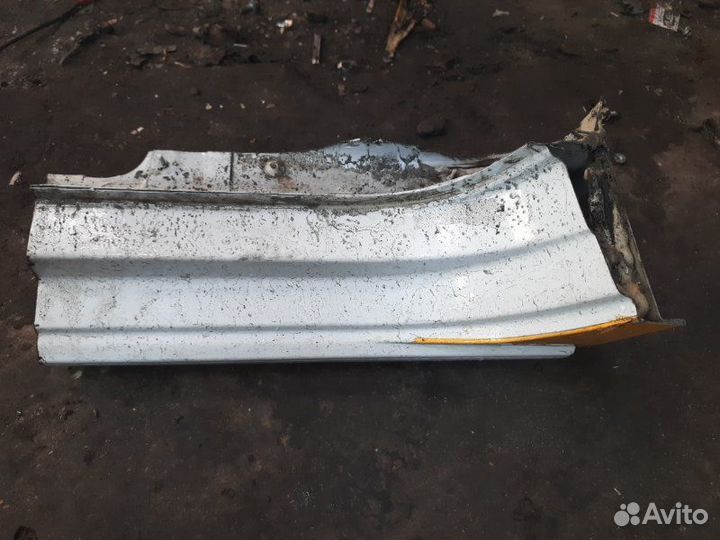 Часть порога сапожок задний левый Volkswagen Polo