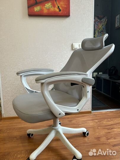 Компьютерное кресло новое