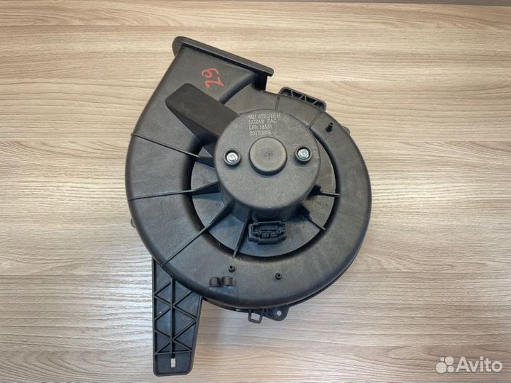 Мотор печки Volkswagen Polo