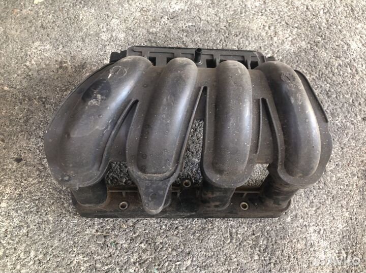 Ниссан Марч К12