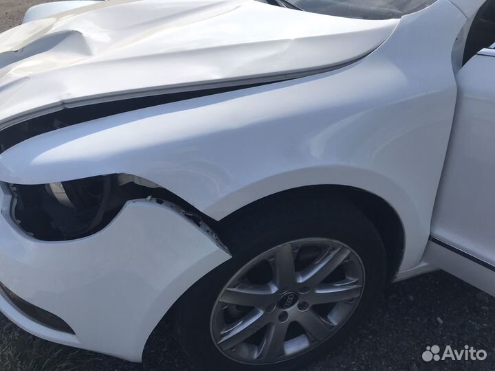 Skoda superb 2 крылья передние