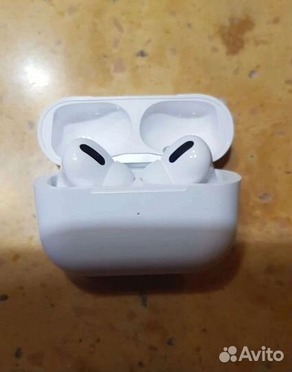 Реплика Airpods pro