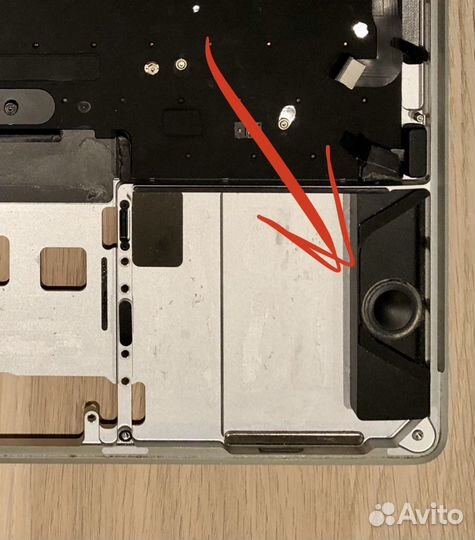 Правый динамик макбук про 13 a1706, a1708